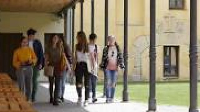 ArabiCollege In Dubai